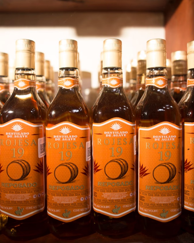 Destilado de Agave Rojesa 19 Reposado 1lt